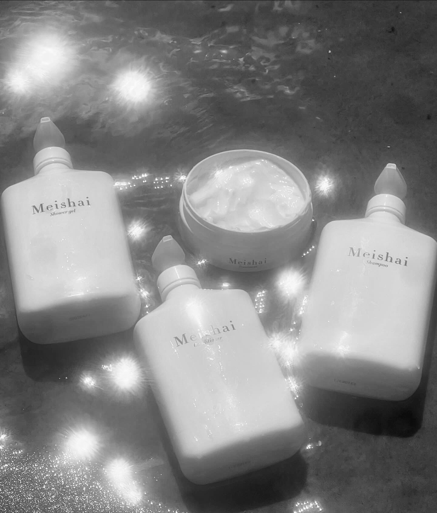 Meishai Shower Gel, Treatment, Conditioner og Shampoo i vand